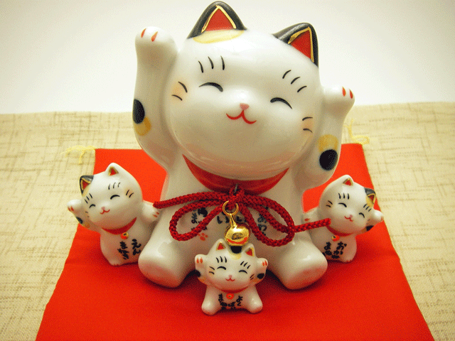 【猫雑貨 猫グッズ 招き猫】たくさん幸せやってこいこい！彩絵円満まねき猫