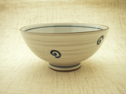 【和食器　猫茶碗　お茶碗】ねむりねこ　ご飯茶碗（青）