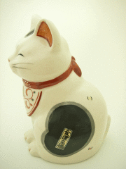 <猫雑貨　招き猫>陶彩　万福唐草招き猫（右中）